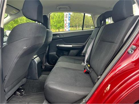 Used 2016 Subaru Impreza 2.0i Premium image 9