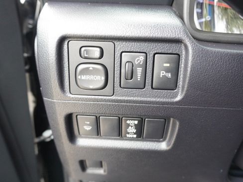 Used 2019 Toyota 4Runner Limited AWD/4WD image 20