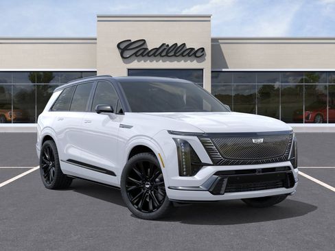 New 2026 Cadillac Vistiq Platinum w/ LPO, Floor Liner Package AWD/4WD image 7