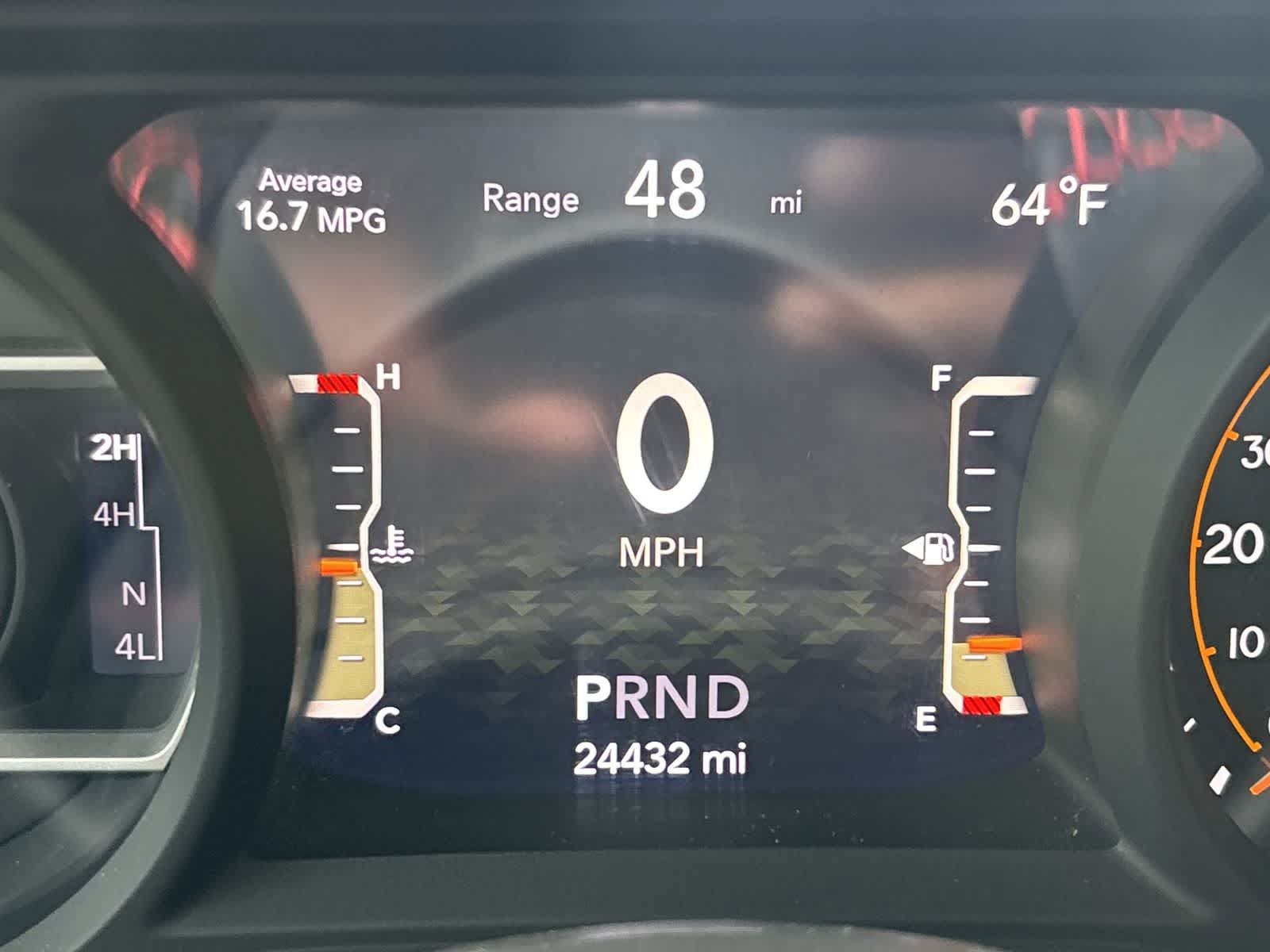 Used 2024 Jeep Wrangler Unlimited Rubicon w/ Technology Group AWD/4WD image 16