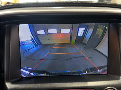 Used 2015 GMC Canyon SLT w/ Driver Alert Package image 30