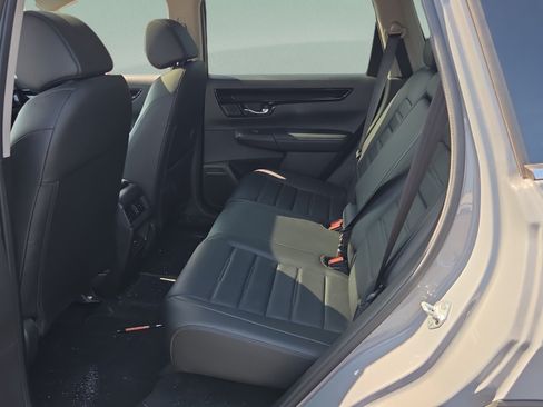 Used 2024 Honda CR-V EX-L image 11