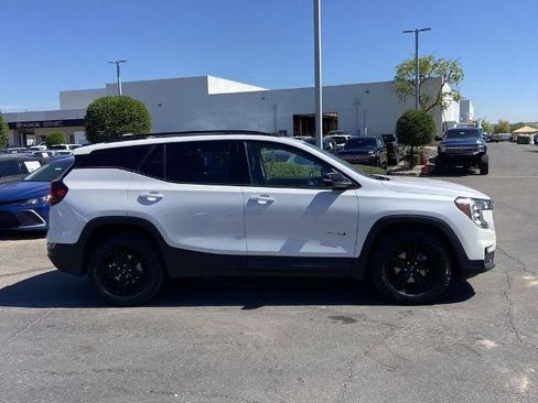 Used 2022 GMC Terrain AT4 w/ Infotainment Package II image 2