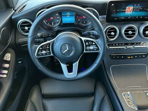 Certified 2022 Mercedes-Benz GLC 300 4MATIC image 18