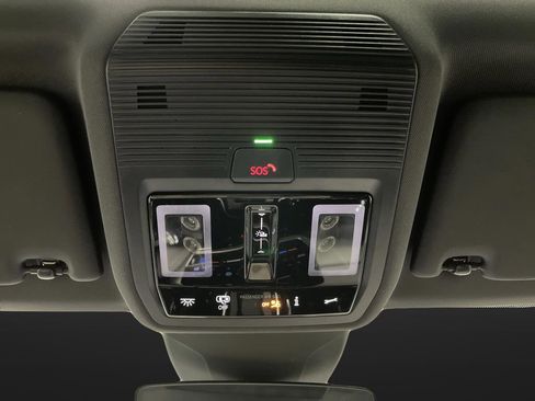 Used 2024 Volkswagen ID.4 Pro S image 26