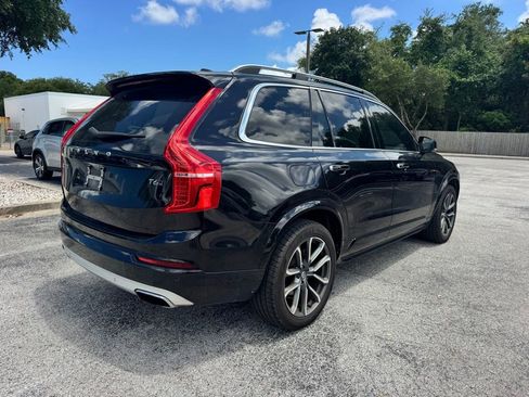 Used 2017 Volvo XC90 T6 Momentum w/ Vision Package AWD/4WD image 5