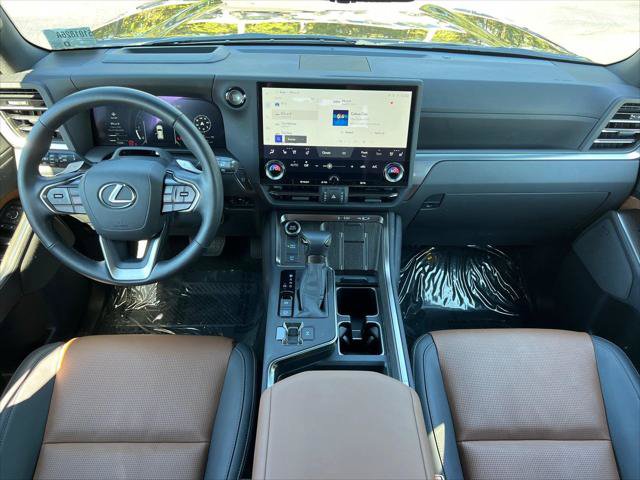 Certified 2026 Lexus GX 550 w/ Cold Area Package AWD/4WD image 22