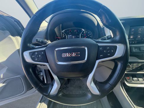 Used 2020 GMC Terrain SLE w/ Driver Convenience Package image 13