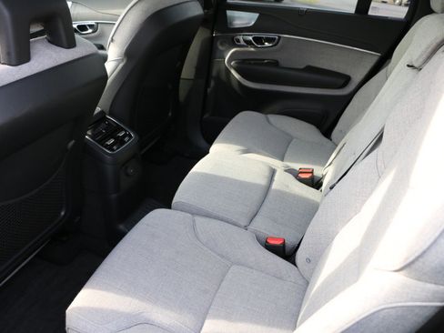 Used 2021 Volvo XC90 T8 Inscription image 31