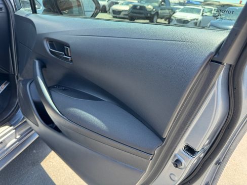 Used 2026 Toyota Corolla LE w/ Carpet Mat Package (TMS) FWD image 23
