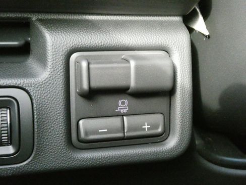 New 2026 GMC Sierra EV Denali image 13