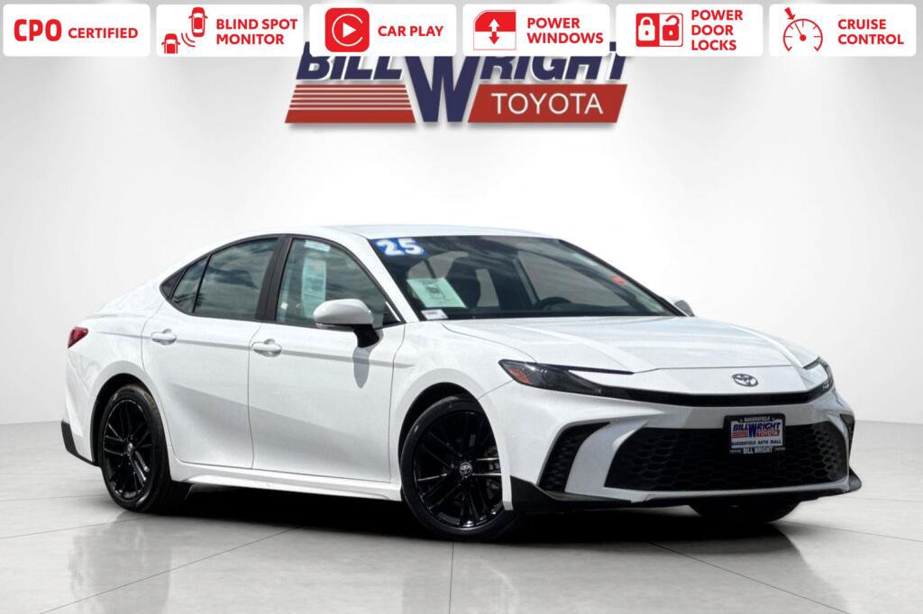 Certified 2025 Toyota Camry SE FWD image 1