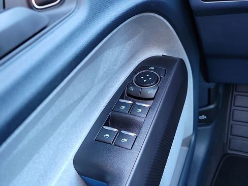 New 2025 Ford Maverick XLT w/ XLT Luxury Package FWD image 13