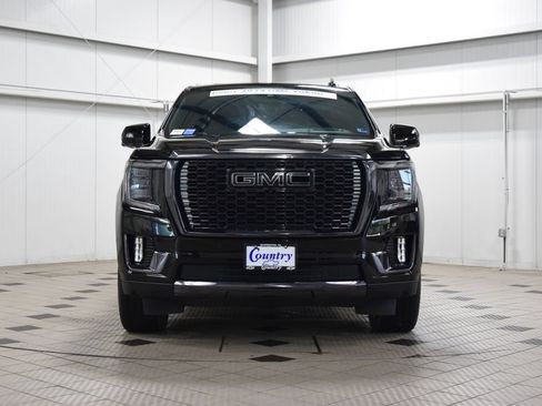 Used 2024 GMC Yukon Denali Ultimate AWD/4WD image 2