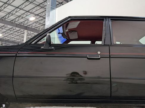 Used 1987 Dodge Omni 4-Door Hatchback FWD image 31