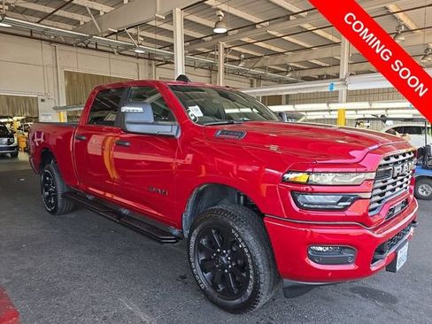 Used 2026 RAM 2500 Big Horn AWD/4WD image 4