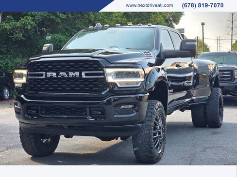 Used 2023 RAM 3500 Big Horn w/ Level B Equipment Group AWD/4WD image 1