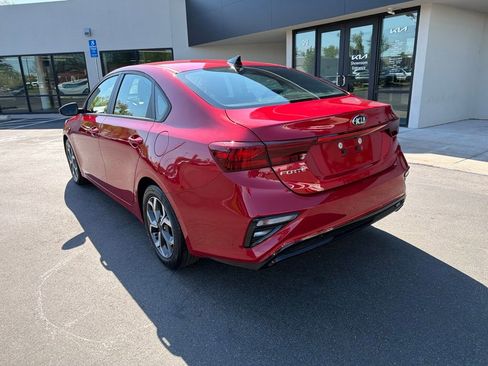 Certified 2021 Kia Forte LXS FWD image 9