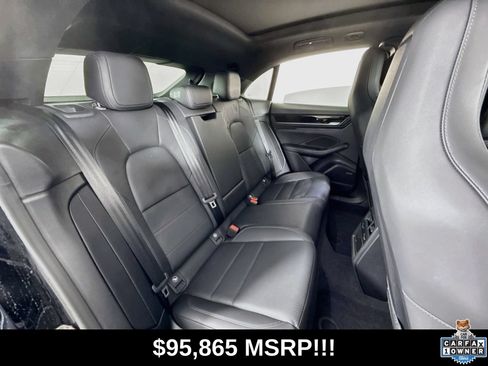 Used 2025 Porsche Macan 4S Electric AWD/4WD image 21
