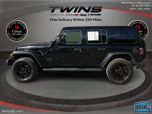 Used 2021 Jeep Wrangler Unlimited Sahara image 7