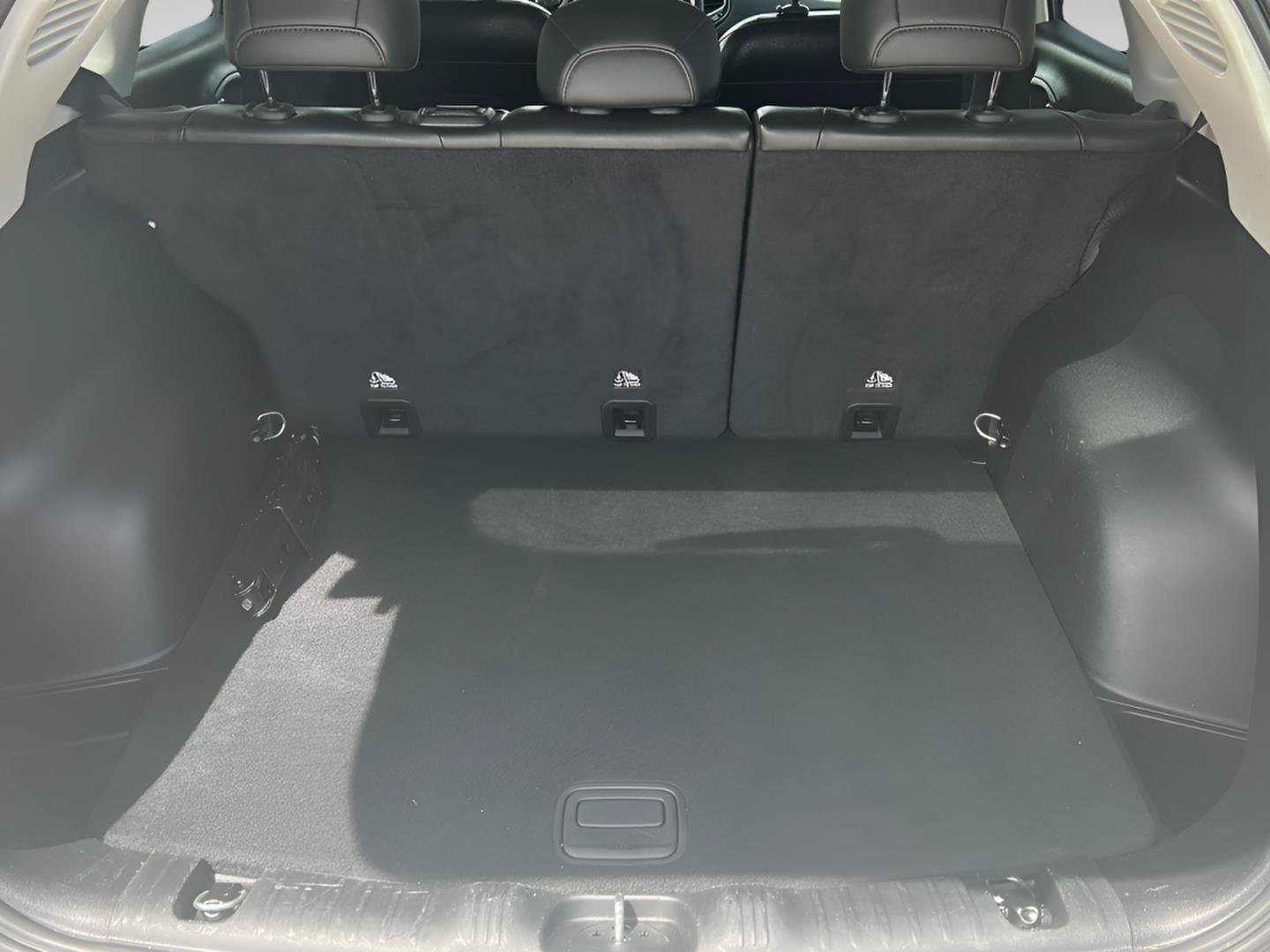 Used 2020 Jeep Compass Latitude FWD image 14