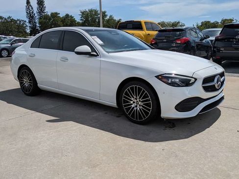Used 2023 Mercedes-Benz C 300 Sedan image 2