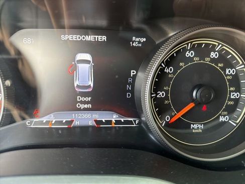 Used 2015 Jeep Cherokee Trailhawk w/ Cold Weather Group image 13