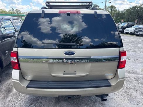 Used 2017 Ford Expedition XLT w/ Equipment Group 202A RWD image 6