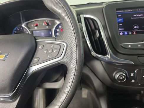 Used 2021 Chevrolet Equinox LT image 28