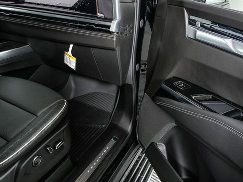 Used 2026 Cadillac Escalade Sport w/ Touring Package AWD/4WD image 27