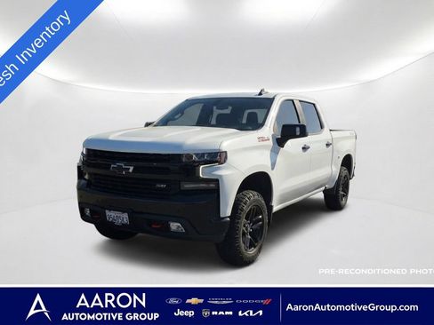 Used 2022 Chevrolet Silverado 1500 LT Trail Boss w/ Convenience Package II AWD/4WD image 1
