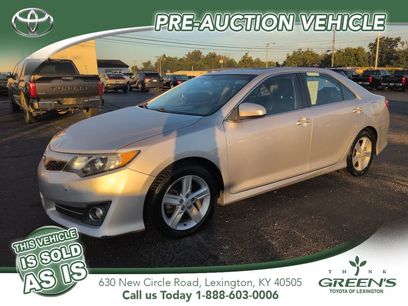 Used 2012 Toyota Camry SE w/ Convenience Pkg