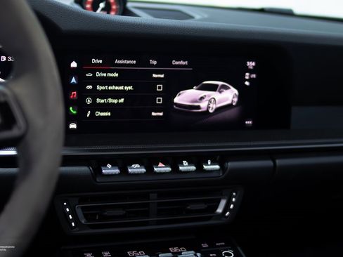 Used 2022 Porsche 911 GT3 image 47