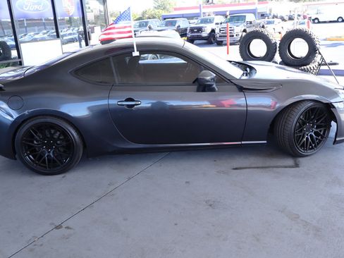 Used 2016 Scion FR-S image 4