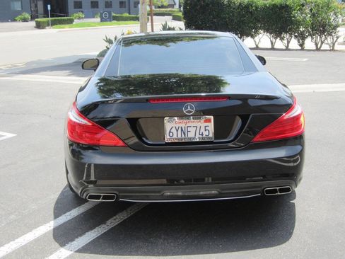 Used 2013 Mercedes-Benz SL 550 image 6