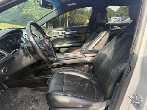 Used 2017 Lincoln MKZ Reserve FWD image 15