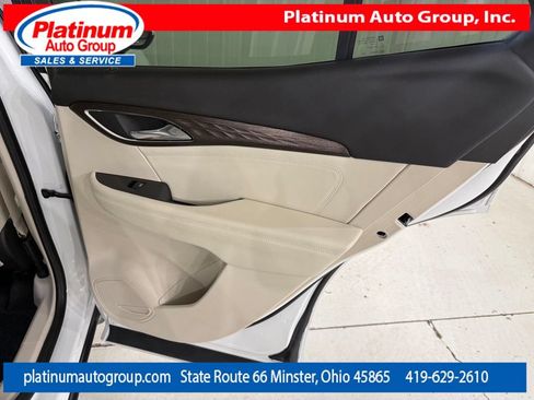 Used 2023 Buick Envision Avenir AWD/4WD image 38