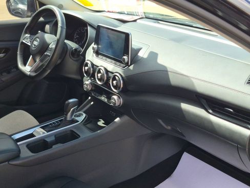 Certified 2021 Nissan Sentra SV FWD image 31