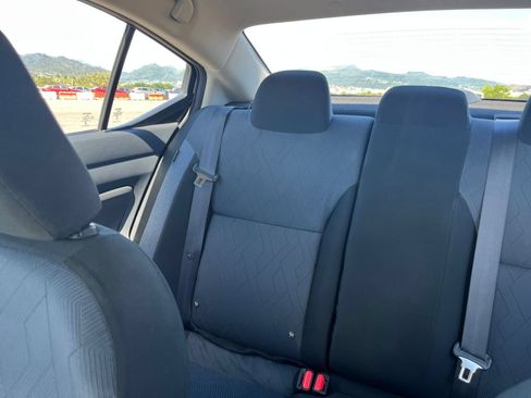 Used 2025 Nissan Versa SV FWD image 34