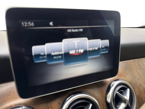 Used 2018 Mercedes-Benz GLA 250 image 59
