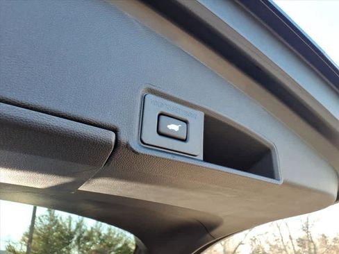 Certified 2025 Acura RDX SH-AWD w/ Advance Package image 18