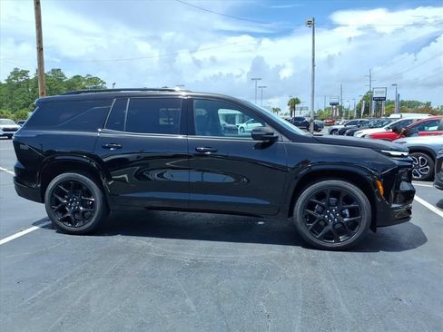 New 2026 Chevrolet Traverse RS FWD image 2