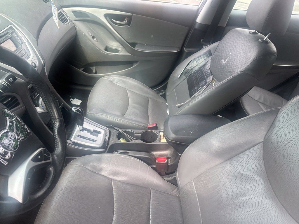 Used 2012 Hyundai Elantra Limited FWD image 22