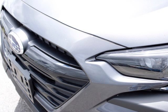 Used 2025 Subaru Outback Onyx Edition AWD/4WD image 9