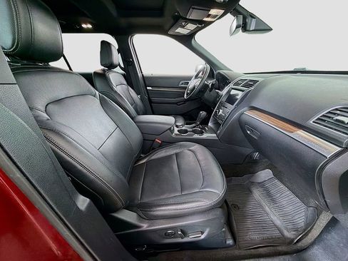 Used 2018 Ford Explorer Limited w/ Equipment Group 301A image 25