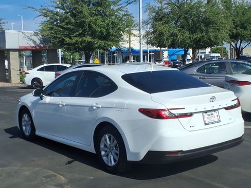 Used 2025 Toyota Camry LE FWD image 6