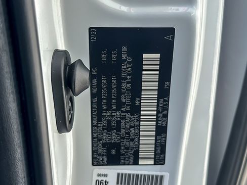 Certified 2024 Toyota Sienna LE FWD image 28