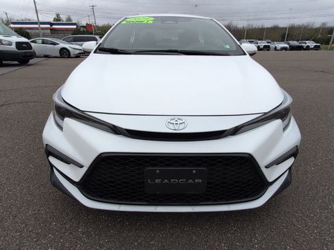 Used 2024 Toyota Corolla SE FWD image 11