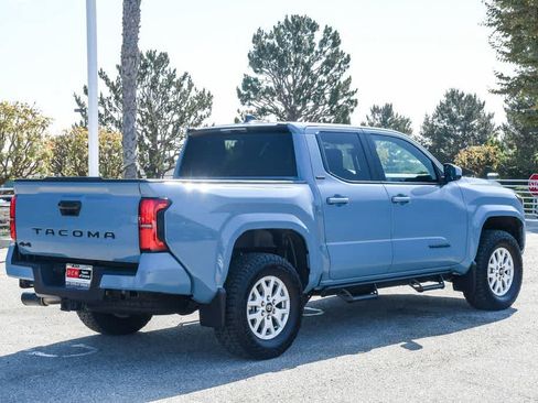 Used 2026 Toyota Tacoma SR5 AWD/4WD image 9