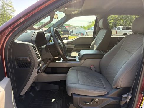 Used 2017 Ford F150 XLT w/ Equipment Group 302A Luxury AWD/4WD image 10